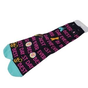 🆕 Disney Unisex Best Day Ever Socks - Black and Blue! 💥